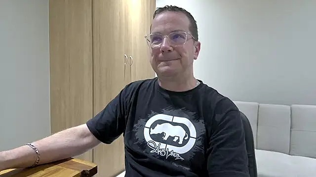 BrettJ81 online show from 24, 11, 2025