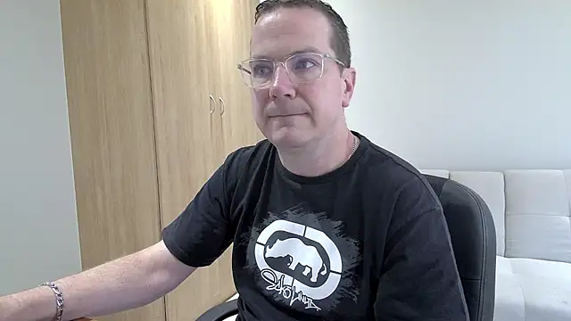 BrettJ81 online show from 1, 12, 2025