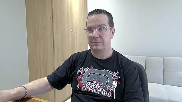 Snapshot of BrettJ81 chatting on 16, 1, 2026 BrettJ81 online show from 16, 1, 2026