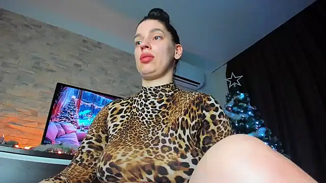 Laya Moon online show from 14, 1, 2025