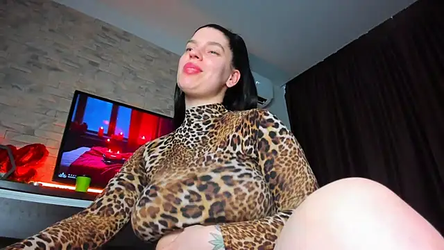 Laya Moon online show from 25, 2, 2025