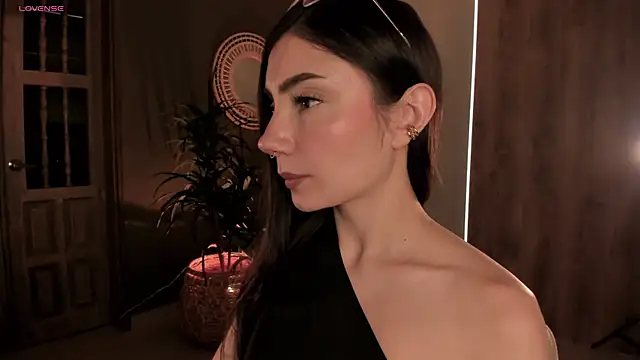 Snapshot of AmyArmstrong chatting on 2, 3, 2025 AmyArmstrong online show from 2, 3, 2025