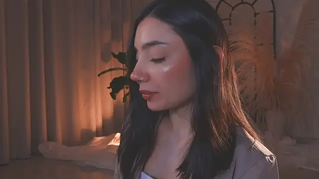 Snapshot of AmyArmstrong chatting on 6, 10, 2025 AmyArmstrong online show from 6, 10, 2025