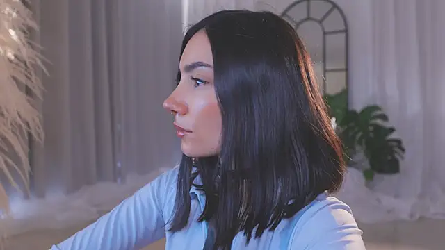 Snapshot of AmyArmstrong chatting on 22, 11, 2025 AmyArmstrong online show from 22, 11, 2025