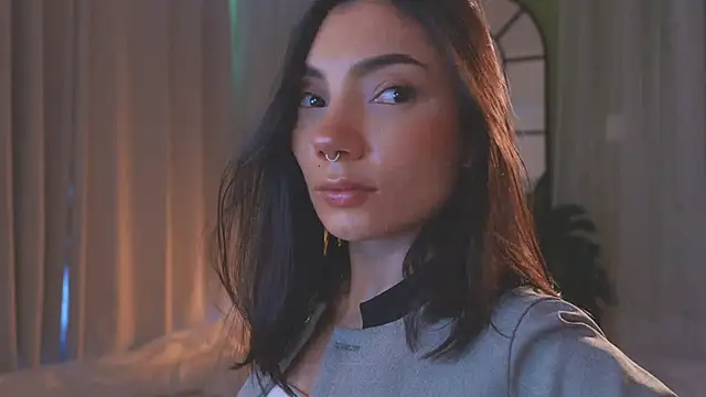 Snapshot of AmyArmstrong chatting on 28, 11, 2025 AmyArmstrong online show from 28, 11, 2025