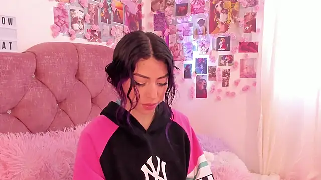 natalie jaensen online show from 19, 12, 2024