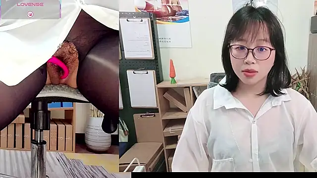 Snapshot of ChenChen-- chatting on 30, 11, 2025 ChenChen-- online show from 30, 11, 2025