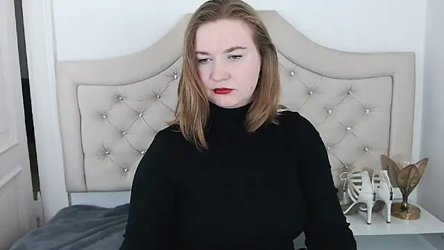 Snapshot of LaraDream chatting on 20, 12, 2024 LaraDream online show from 20, 12, 2024