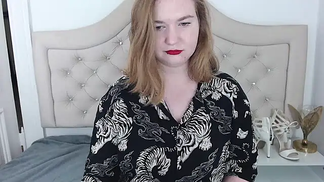 Snapshot of LaraDream chatting on 28, 12, 2024 LaraDream online show from 28, 12, 2024