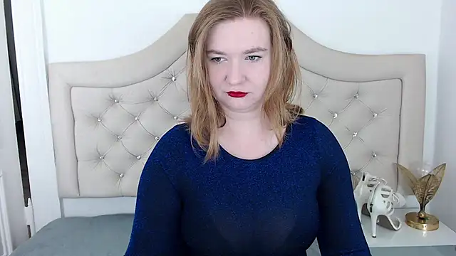 Snapshot of LaraDream chatting on 31, 12, 2024 LaraDream online show from 31, 12, 2024