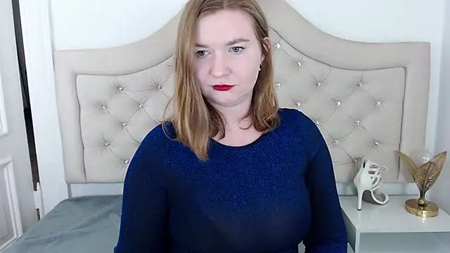 Snapshot of LaraDream chatting on 31, 12, 2024 LaraDream online show from 31, 12, 2024