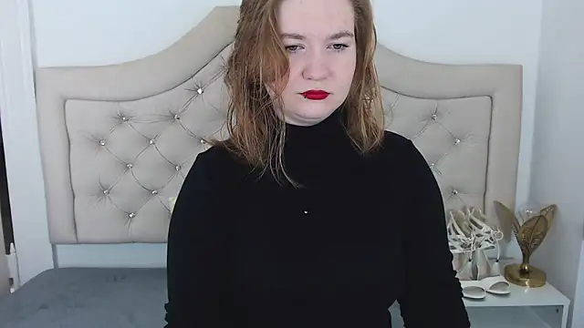 Snapshot of LaraDream chatting on 28, 1, 2025 LaraDream online show from 28, 1, 2025