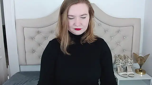 Snapshot of LaraDream chatting on 9, 2, 2025 LaraDream online show from 9, 2, 2025