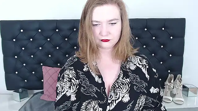 Snapshot of LaraDream chatting on 13, 2, 2025 LaraDream online show from 13, 2, 2025