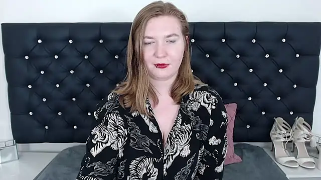 Snapshot of LaraDream chatting on 28, 2, 2025 LaraDream online show from 28, 2, 2025