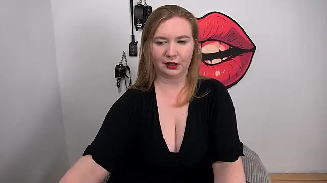 Snapshot of LaraDream chatting on 13, 9, 2025 LaraDream online show from 13, 9, 2025