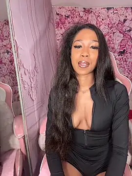 Snapshot of mismialove chatting on 12, 3, 2026 mismialove online show from 12, 3, 2026